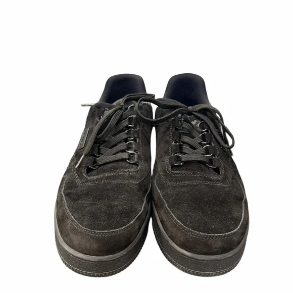 Louis Vuitton uniformes suede LV trainers - Picture 4 of 8